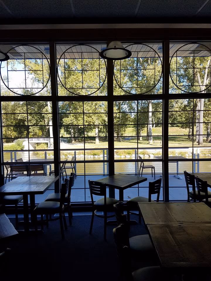 Smiths' Boathouse Restaurant photo 3