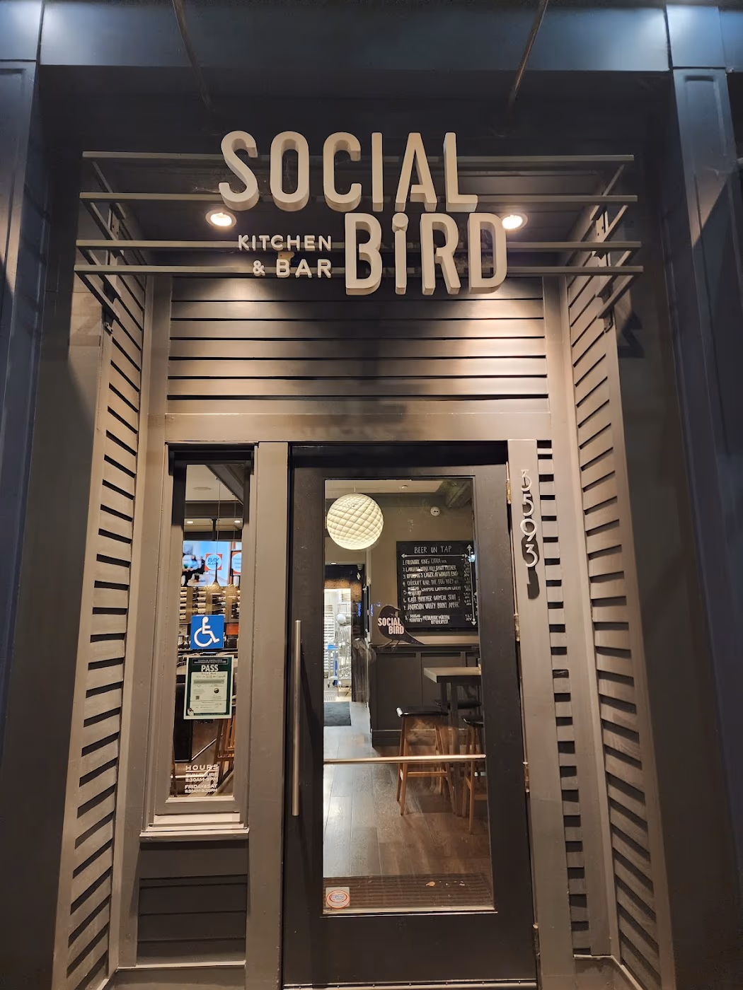 Social Bird Kitchen and Bar photo 3