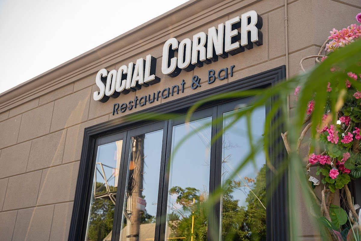 Social Corner Restaurant