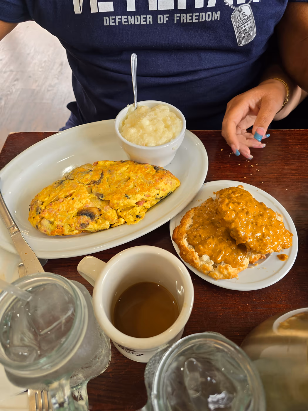 Southern Belle's photo 3
