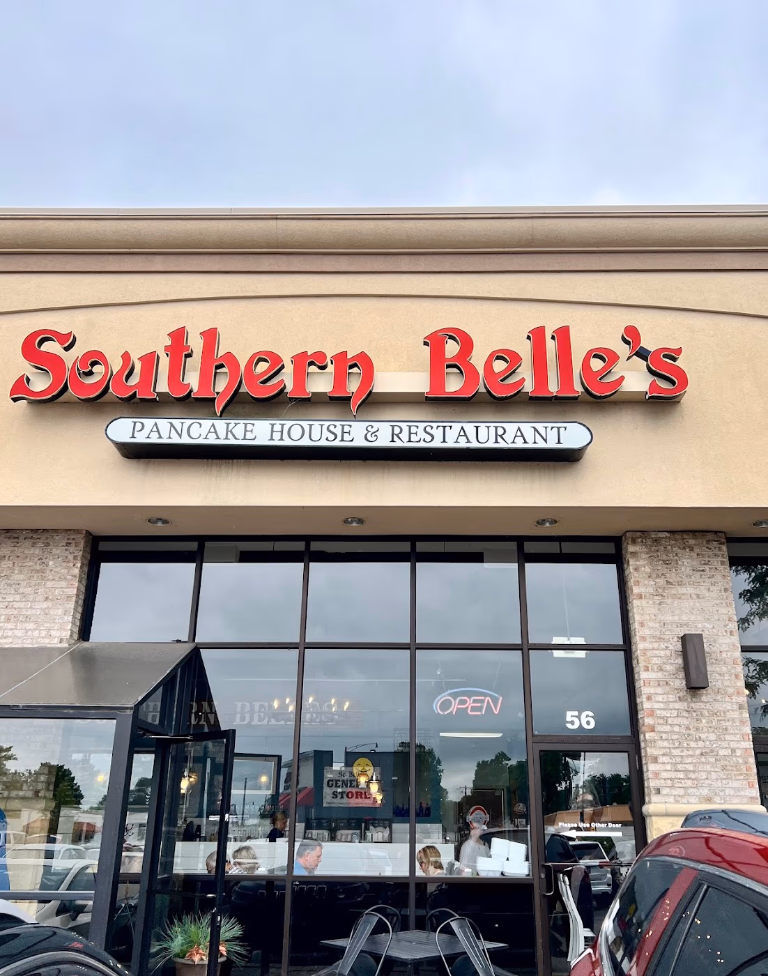 Southern Belle's photo 3