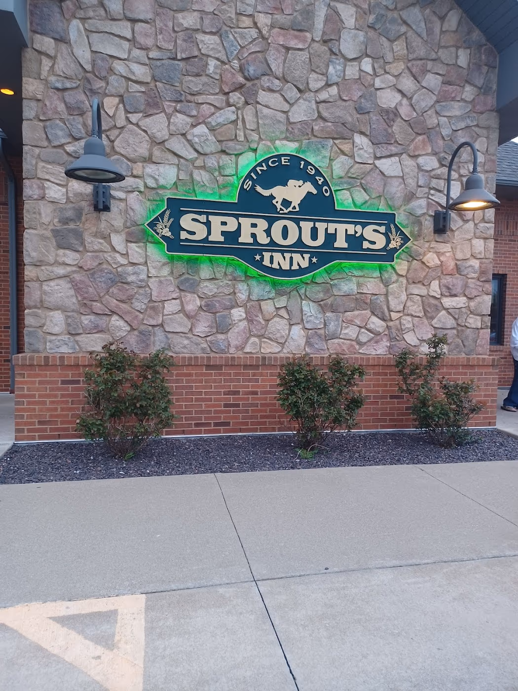 Sprout's Inn photo 2