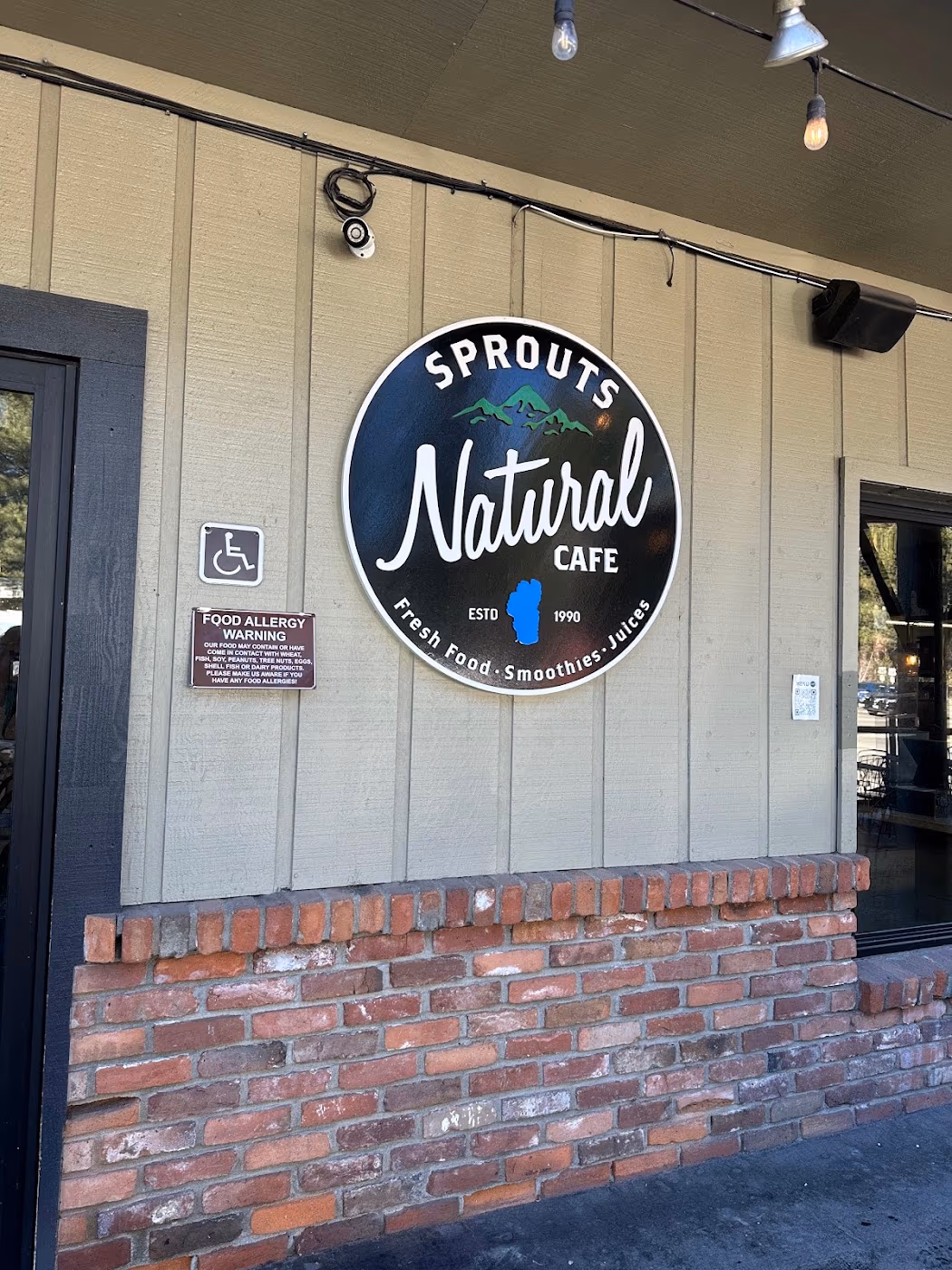 Sprouts Café photo 2