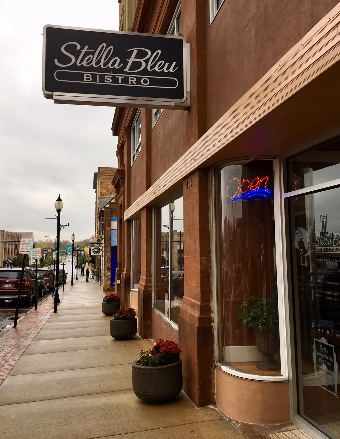 Stella Bleu Bistro photo 4