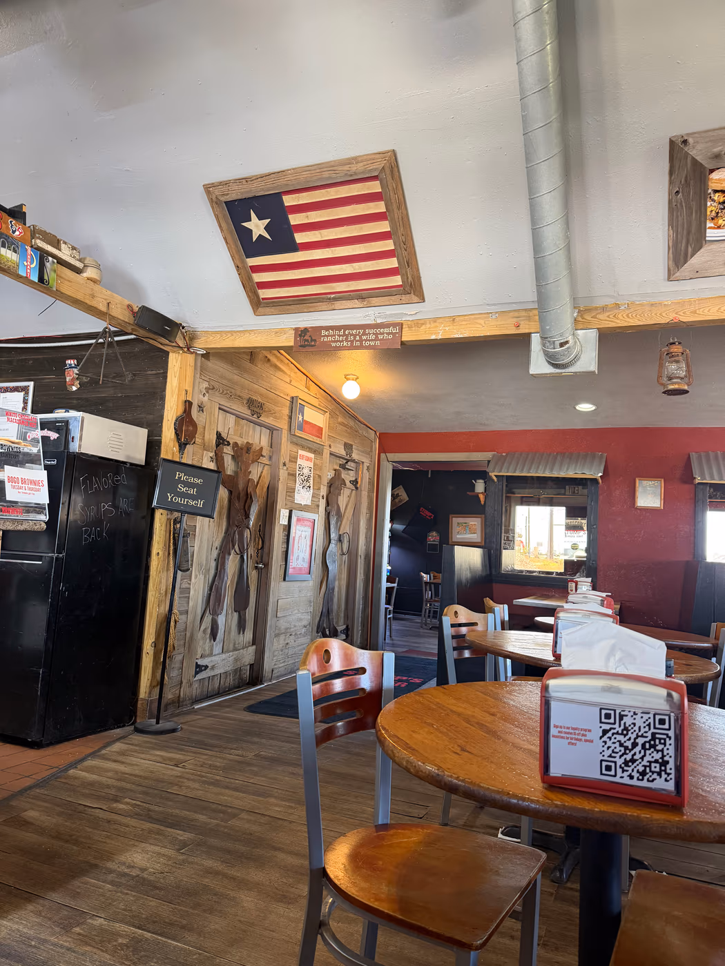 Stomp's Burger Joint photo 4