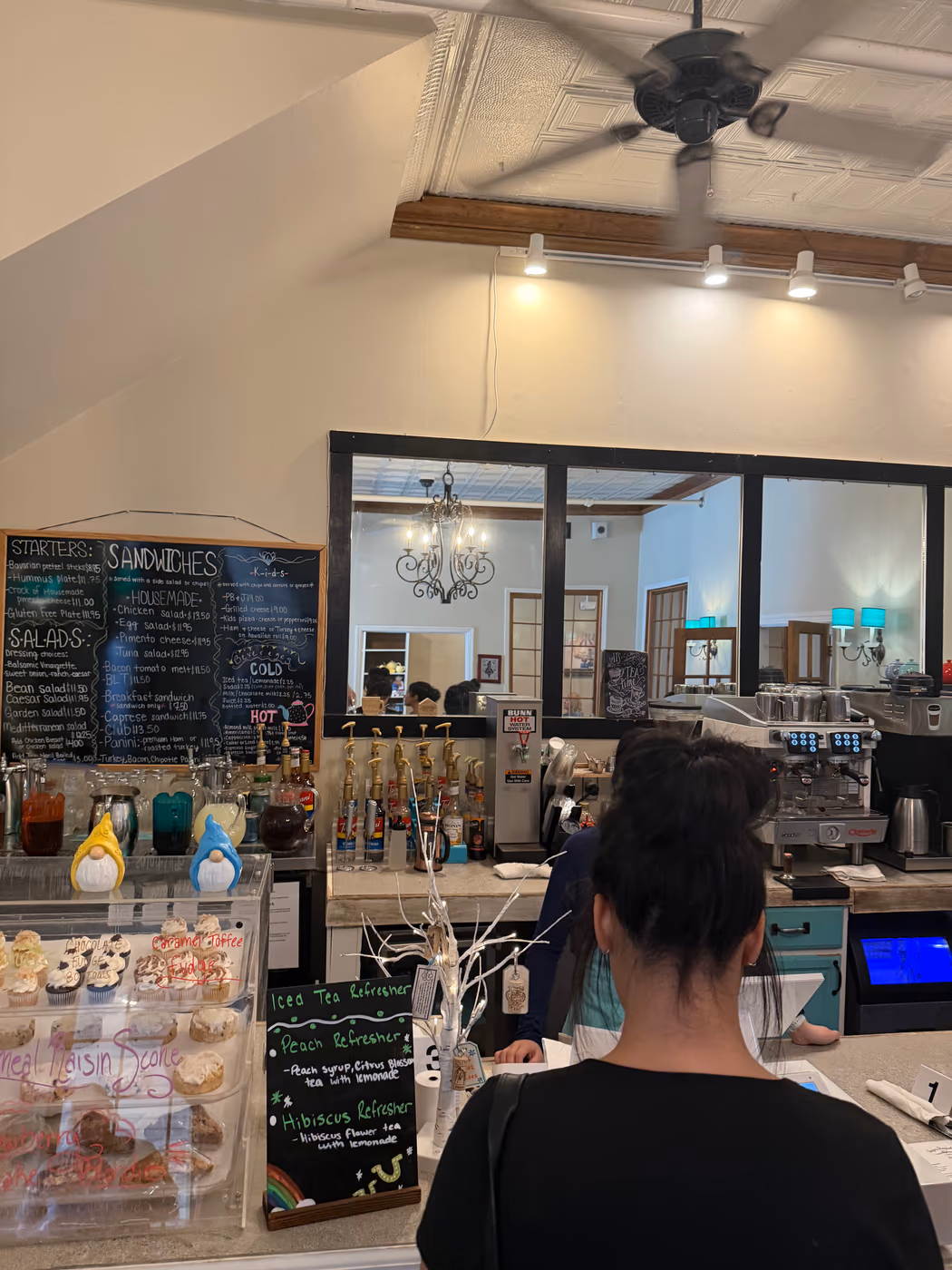 Sugar Magnolia Cafe photo 2