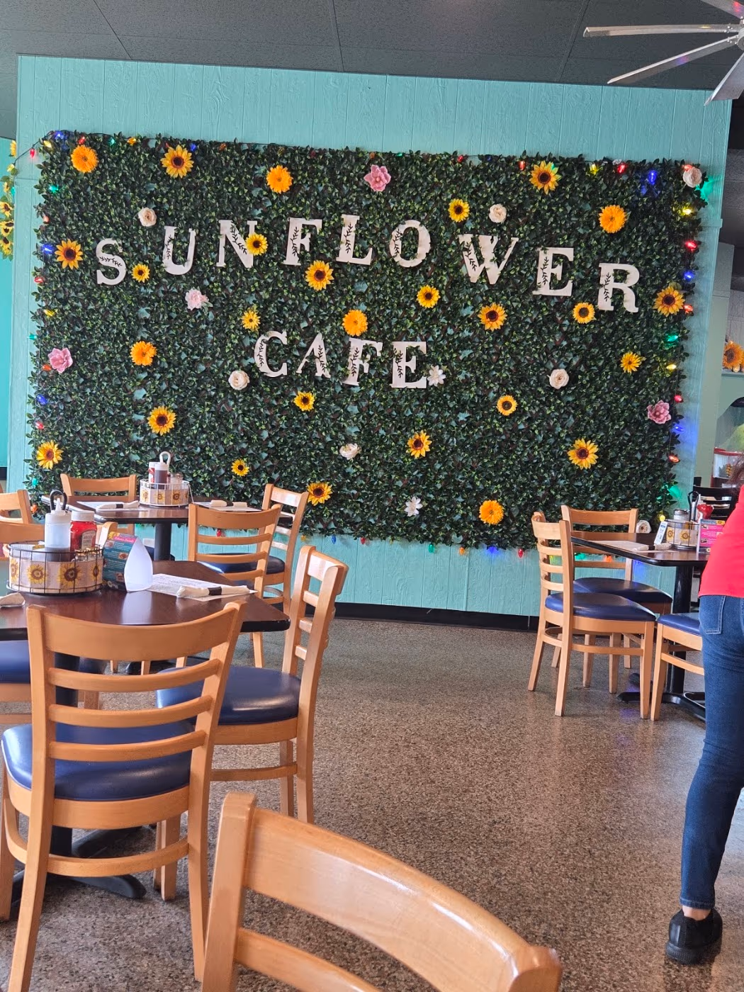 Sunflower Café
