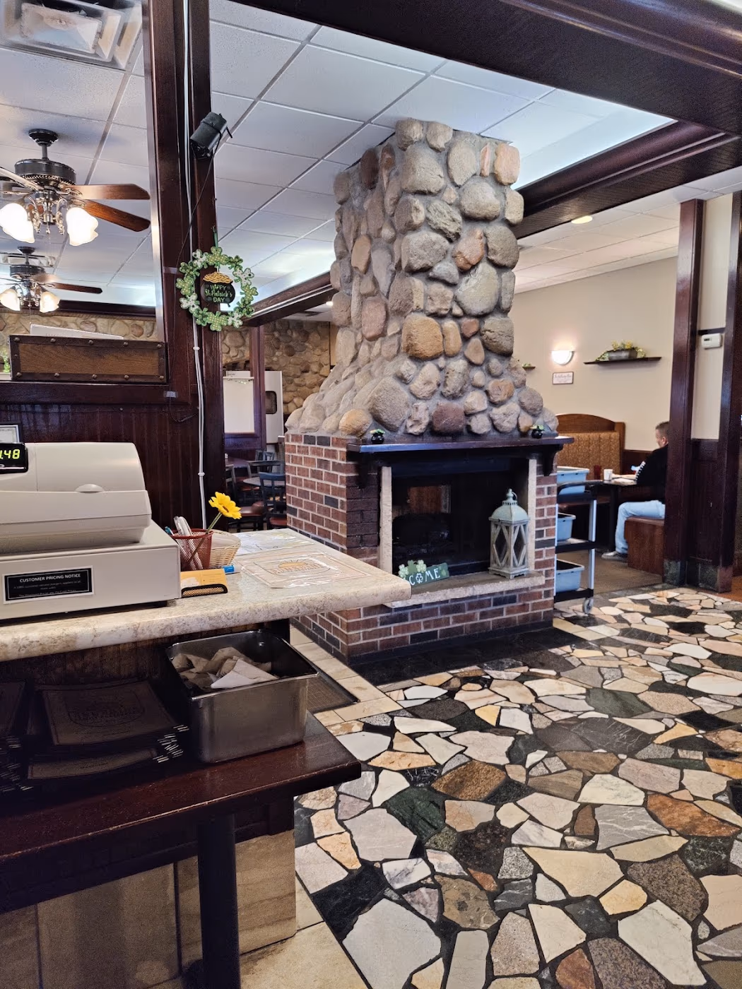 Sunshine Family Restaurant West