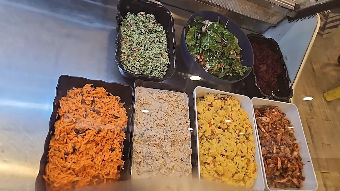 Sunshine's Vegetarian Deli and Health Food Store photo 2