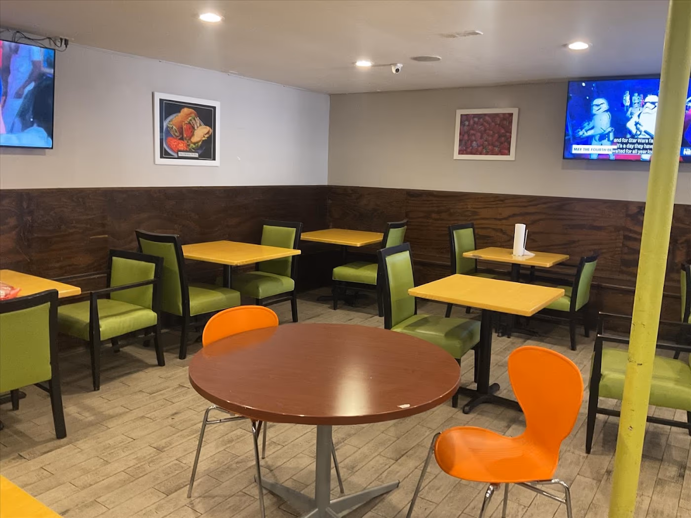 Sunshine's Vegetarian Deli and Health Food Store photo 4