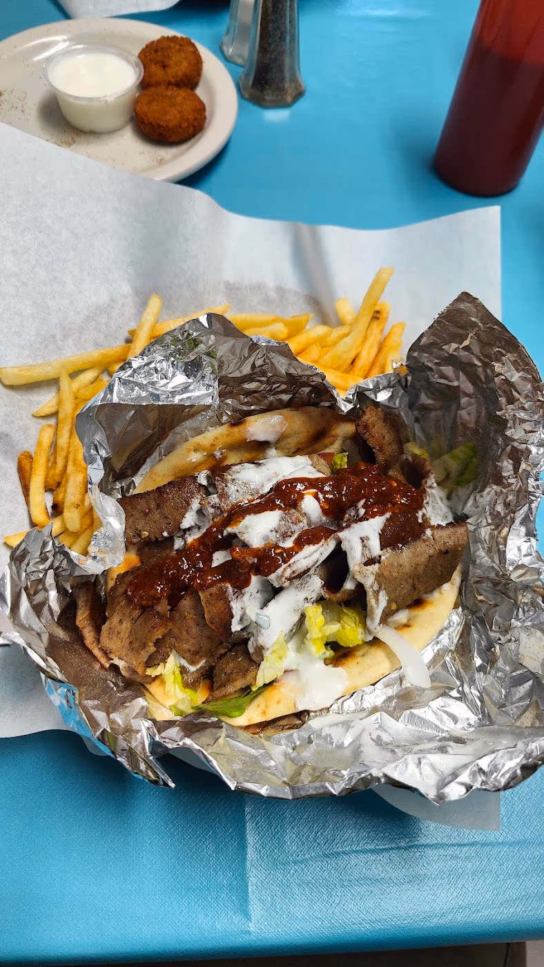 Super Gyros photo 2