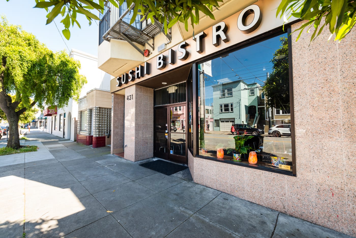 Sushi Bistro