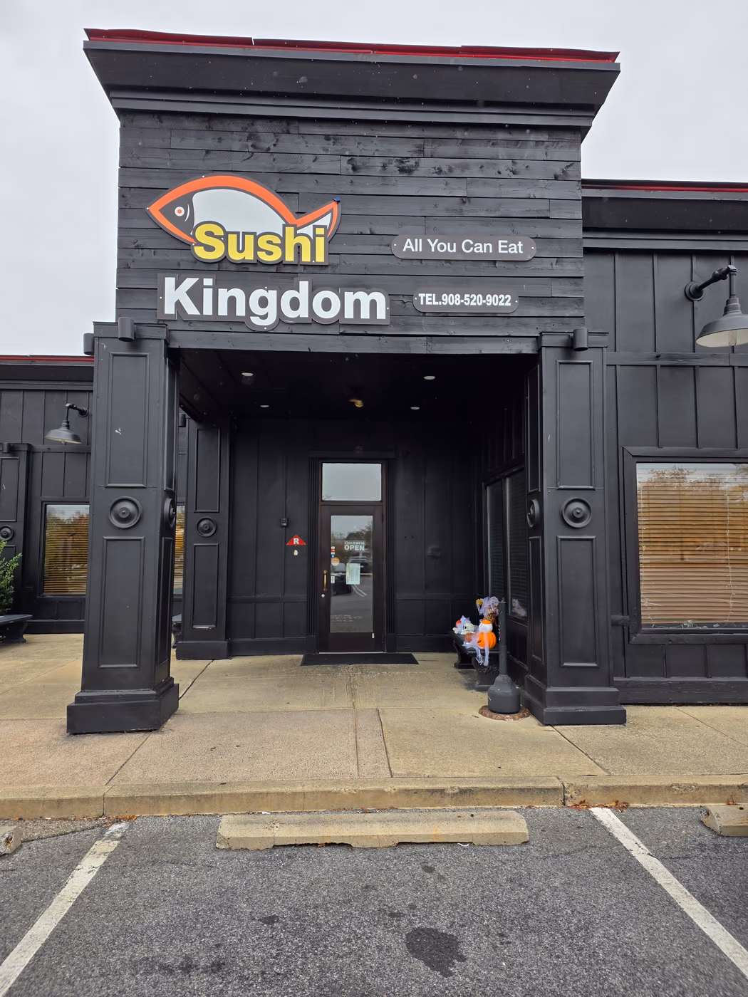 Sushi Kingdom photo 2