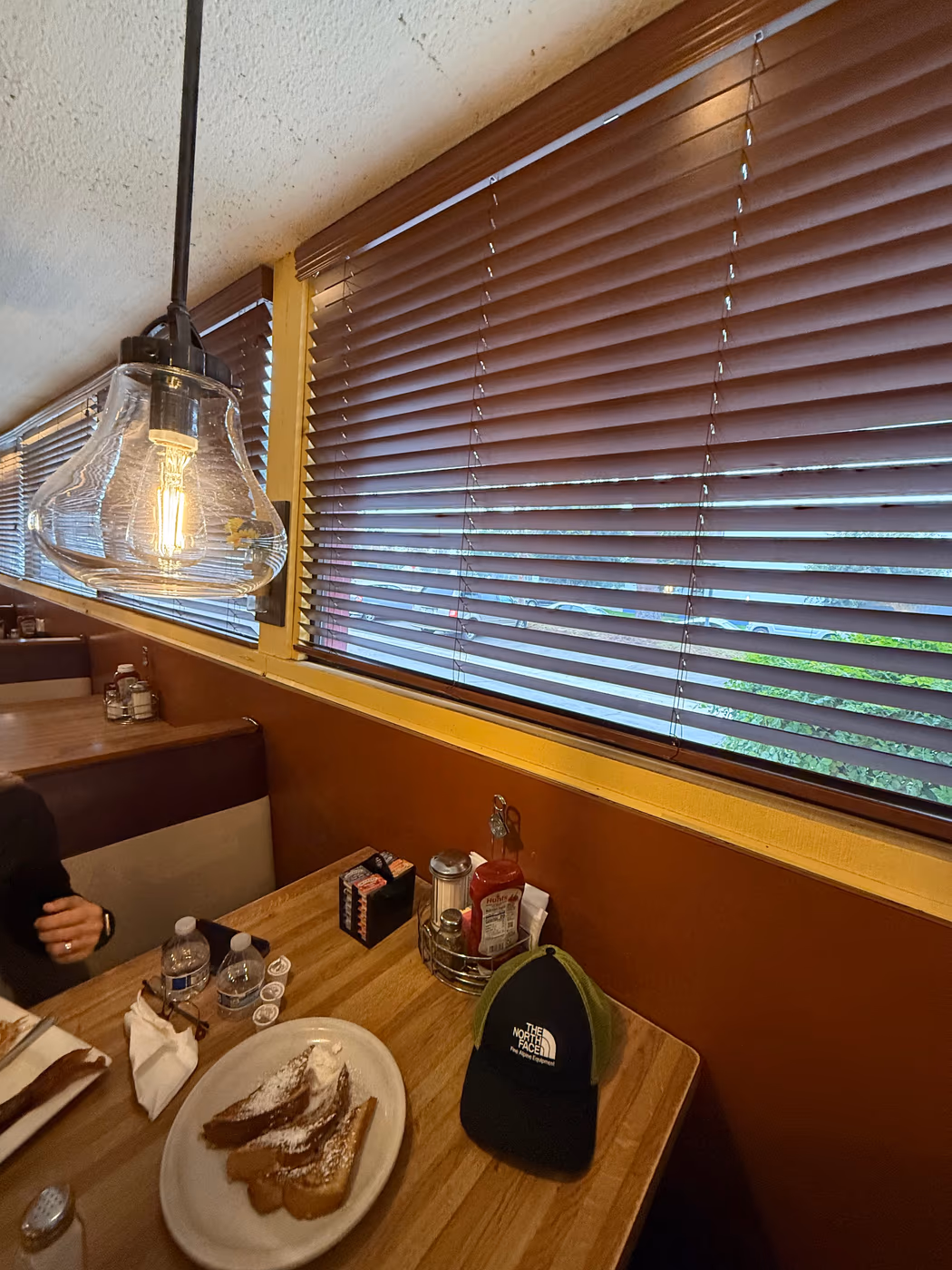 Suzy's Cafe photo 2