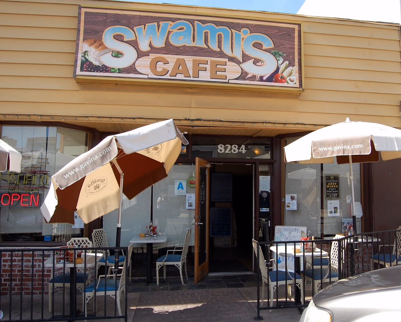 Swami's Cafe La Mesa photo 4