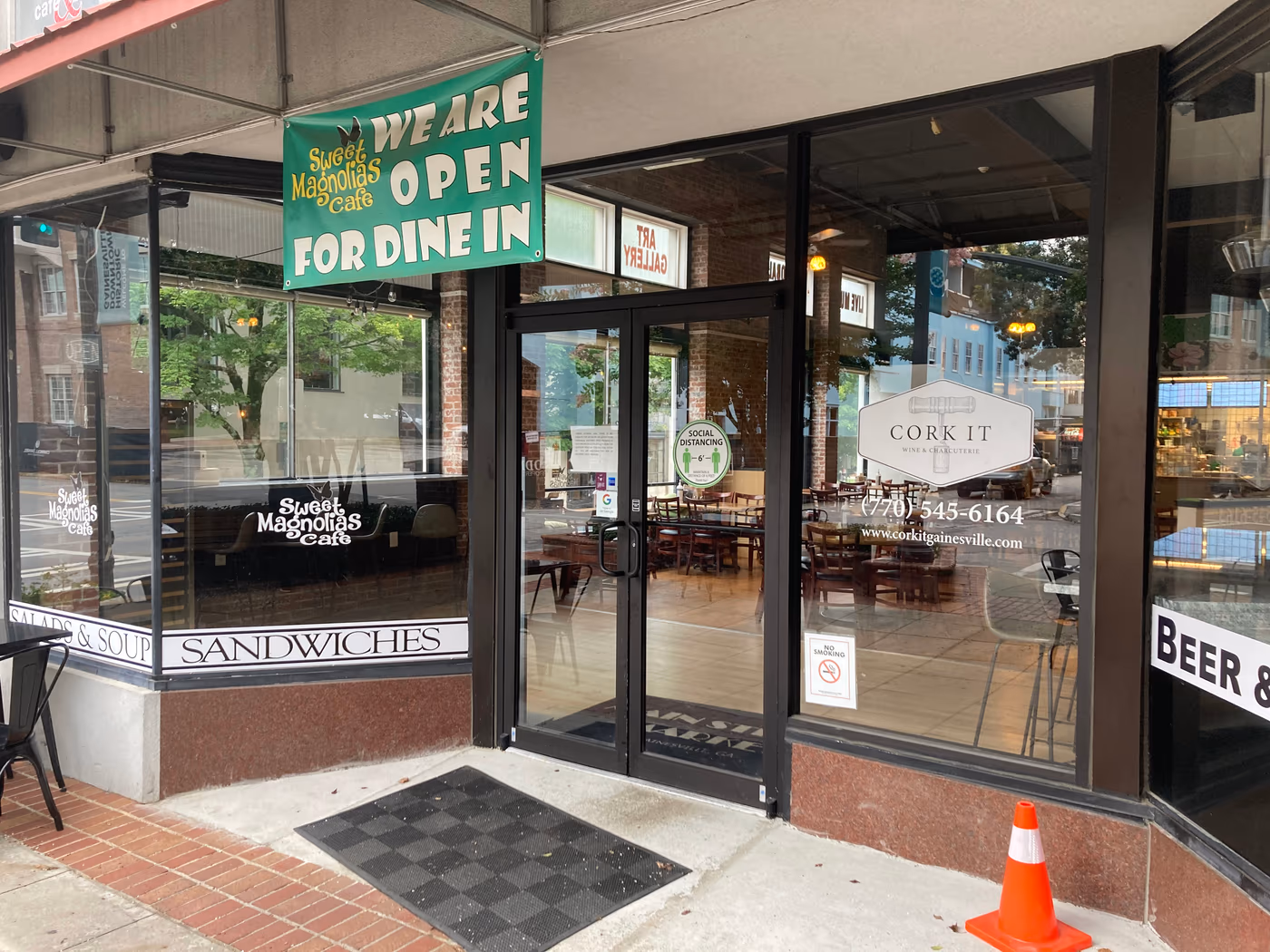 Sweet Magnolia's Cafe & Bakery