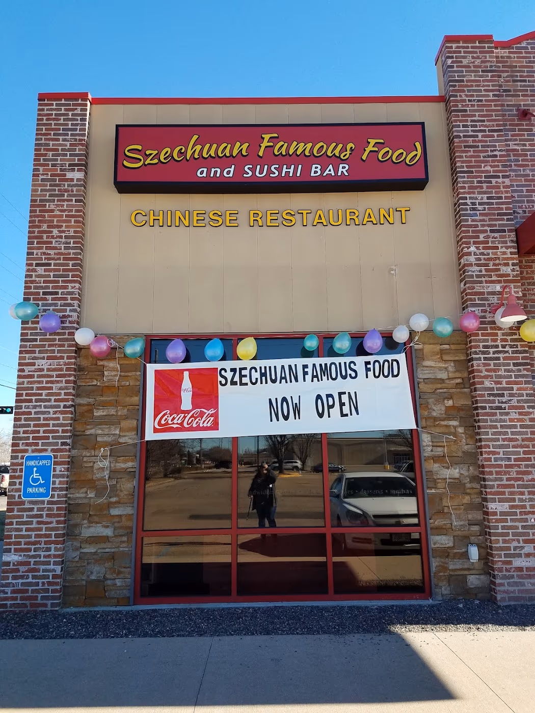 Szechuan Famous Food And Sushi Bar