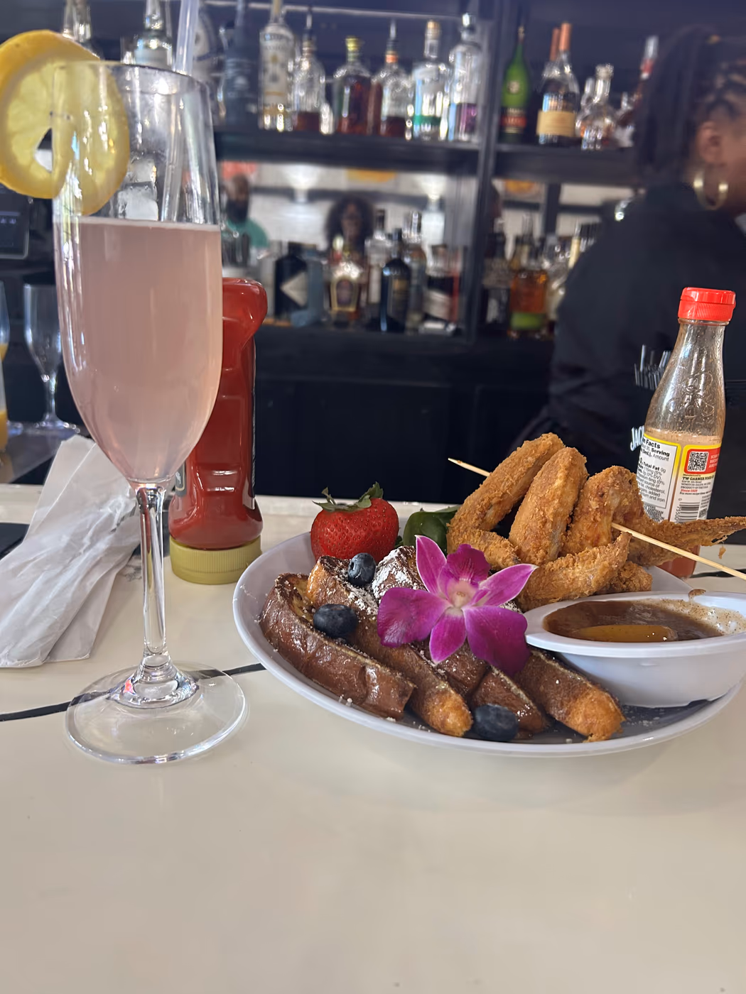 T's Brunch Bar photo 4