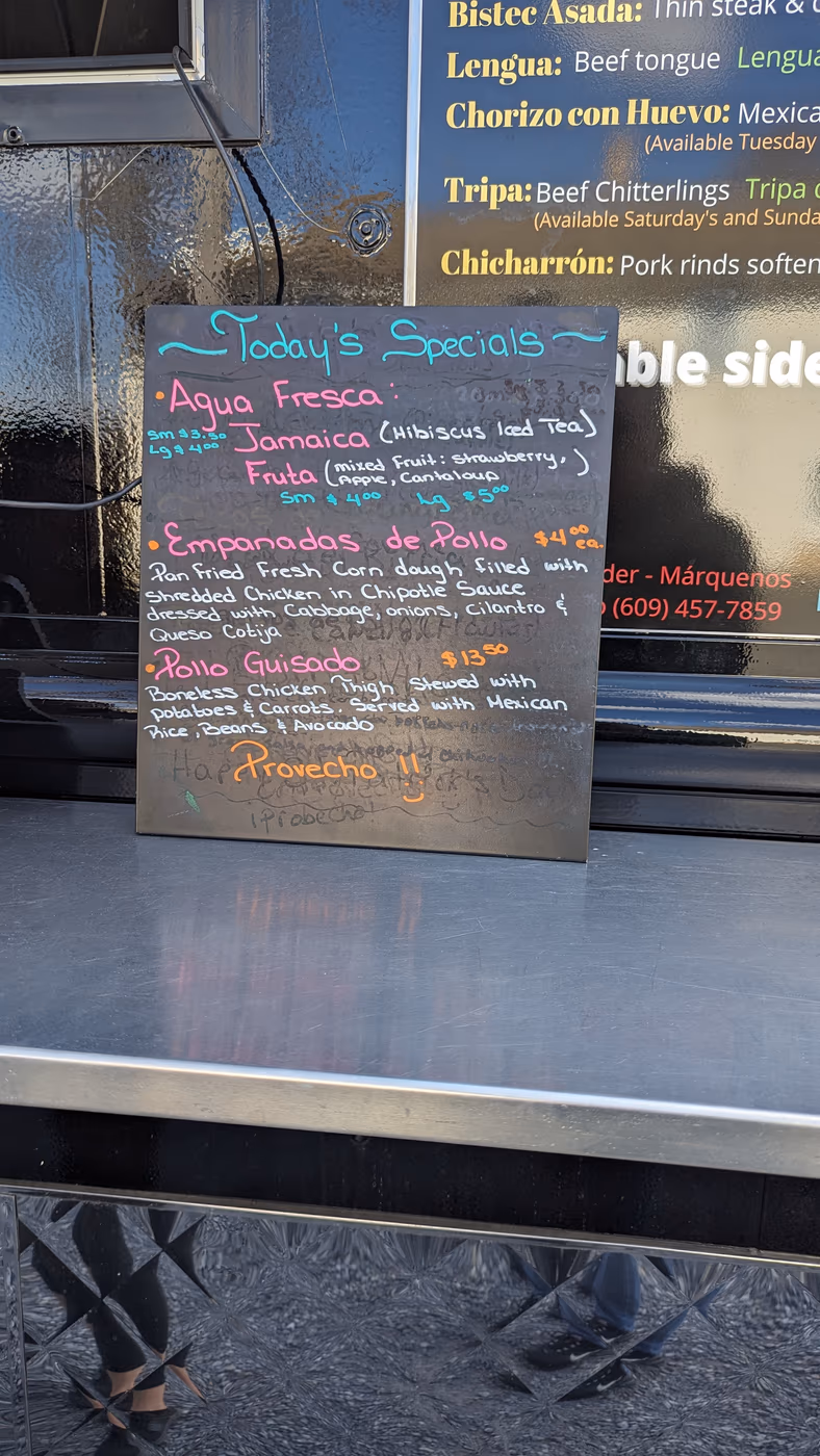 Tacos Al Carbon Food Truck photo 4
