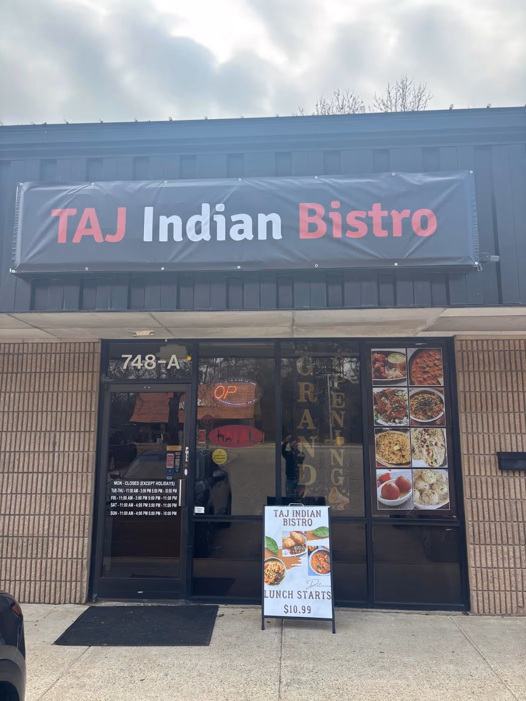 Taj Indian Bistro photo 3