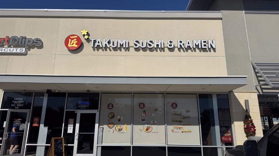 Takumi Sushi & Ramen