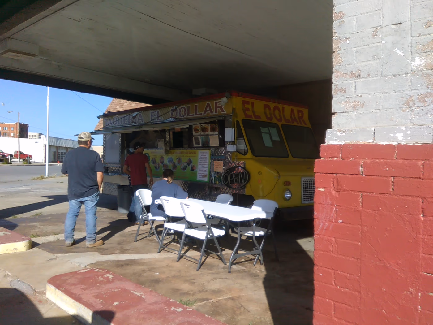 Taqueria El Dolar