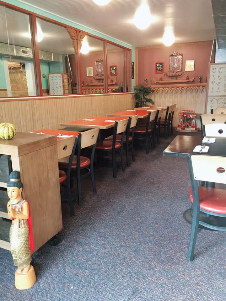 Tarn Tip Thai Cuisine photo 3