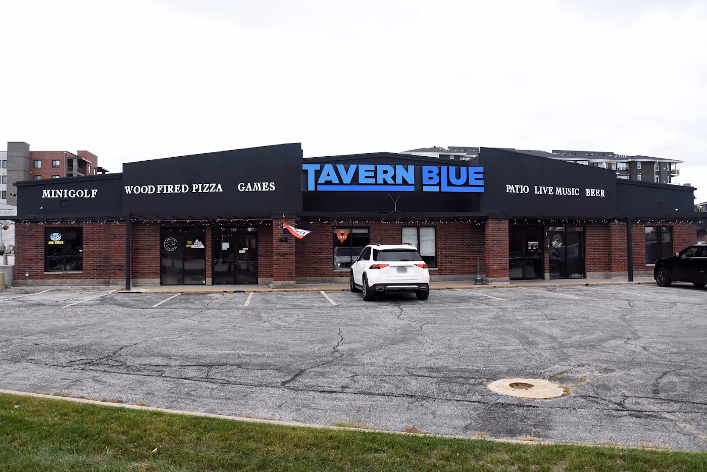 Tavern Blue photo 4