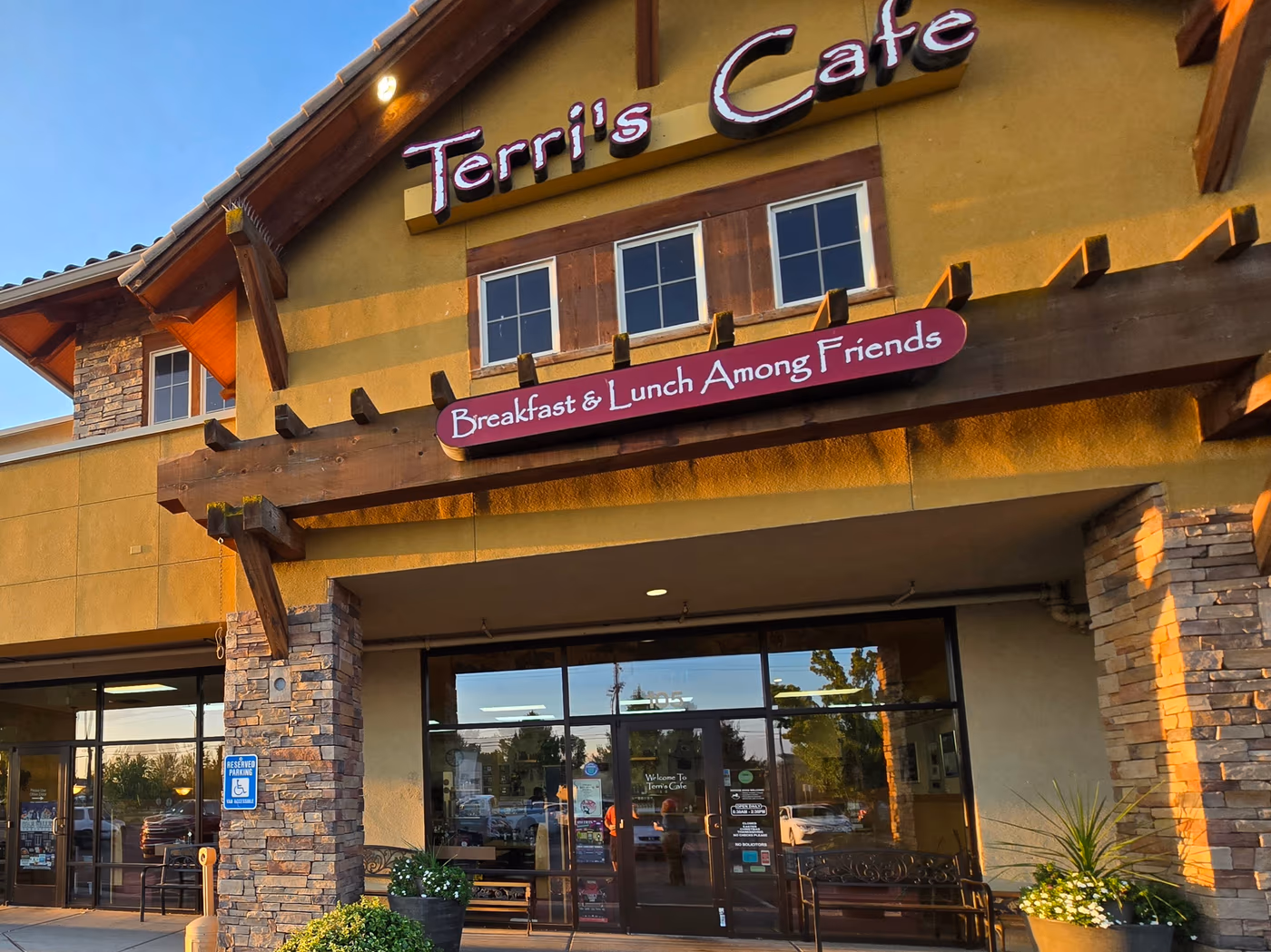 Terri's Cafè photo 3