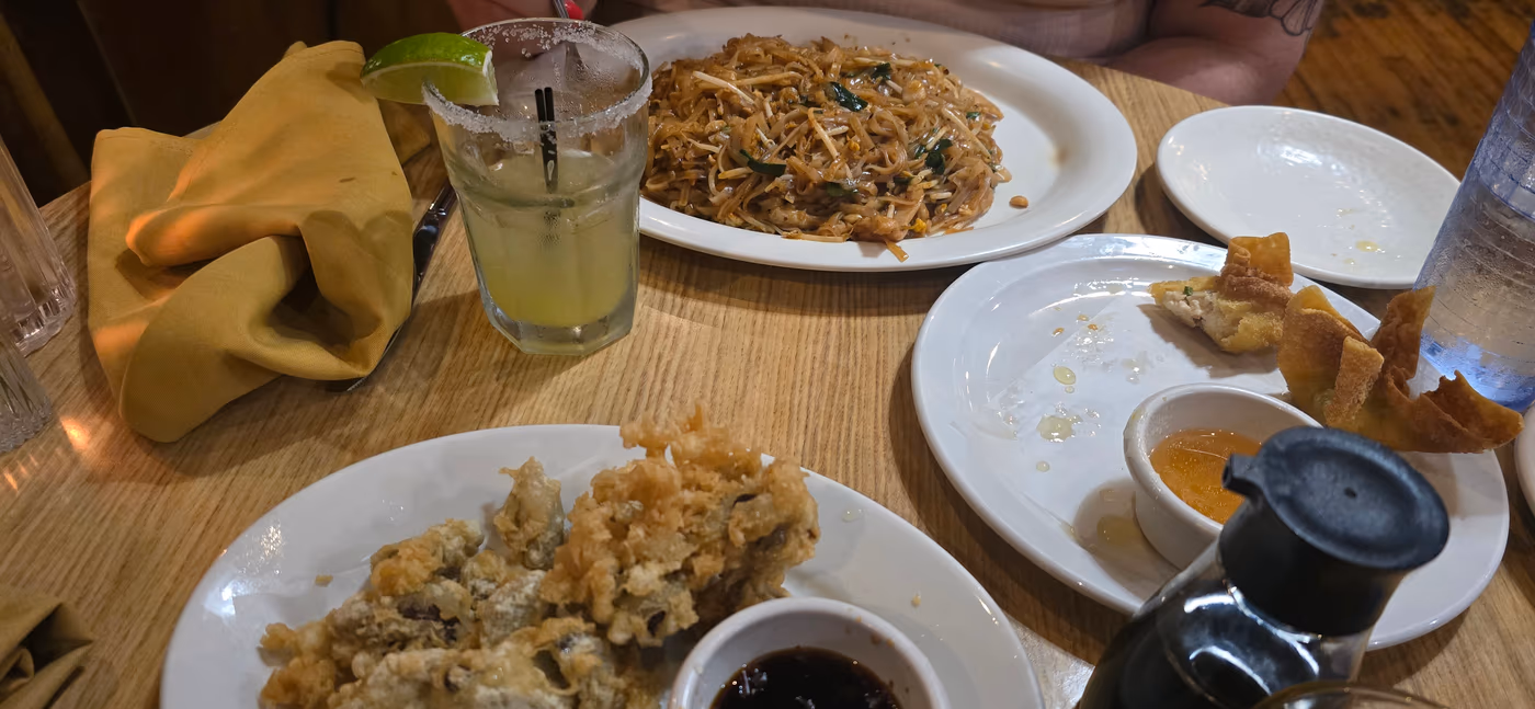 Thai 9 photo 3