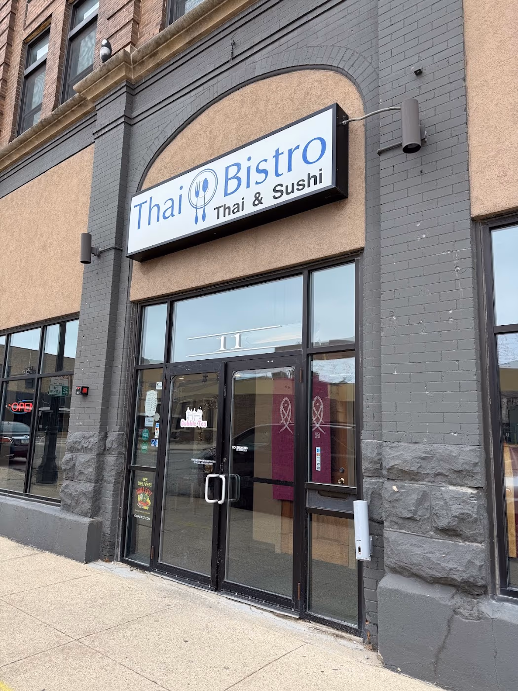 Thai Bistro & Sushi Bar