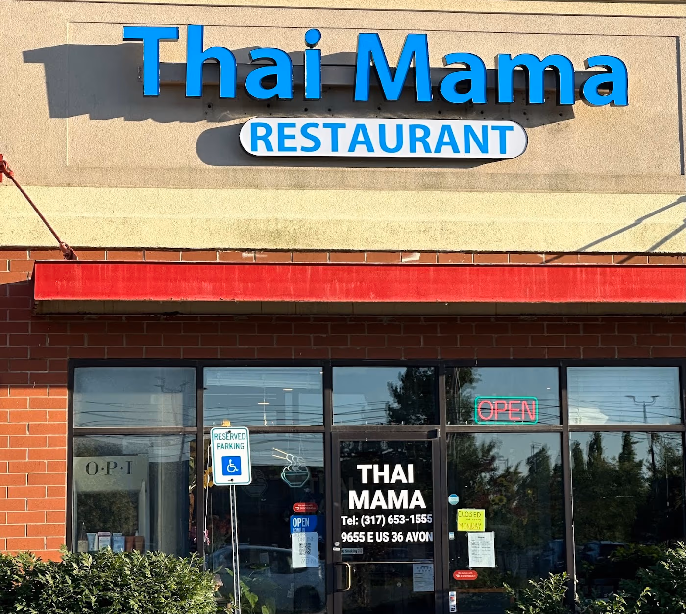 Thai Mama Restaurant, Avon