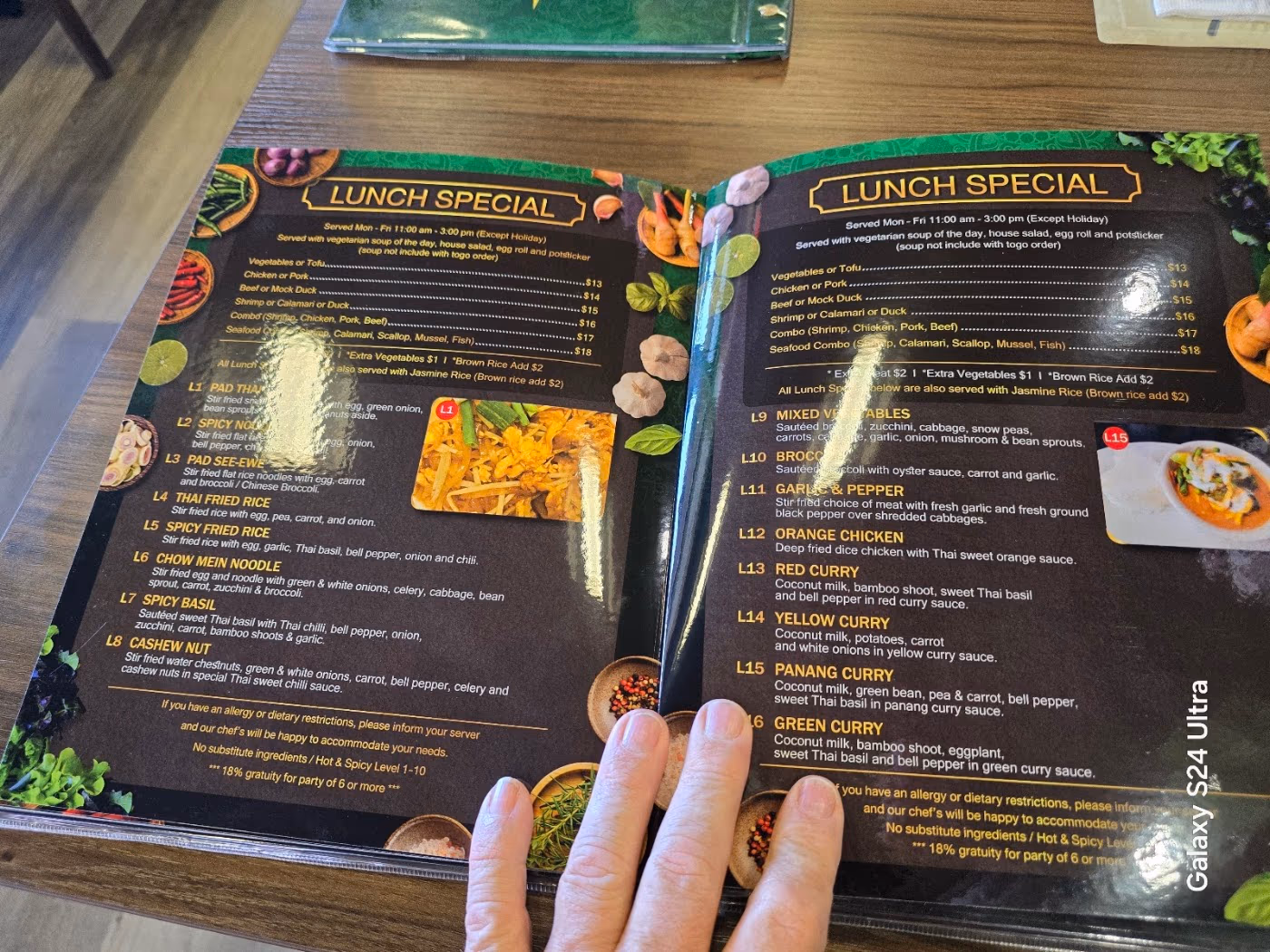 Thai Thai Oceanside Restaurant