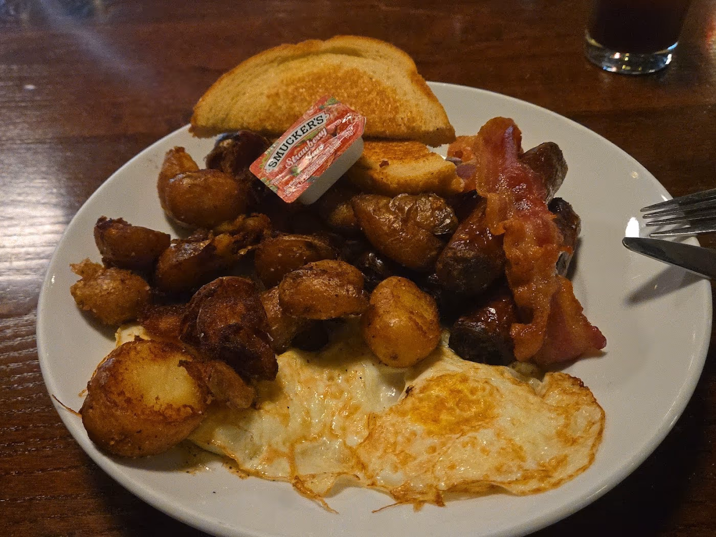 The 411 Restaurant and Lounge photo 3