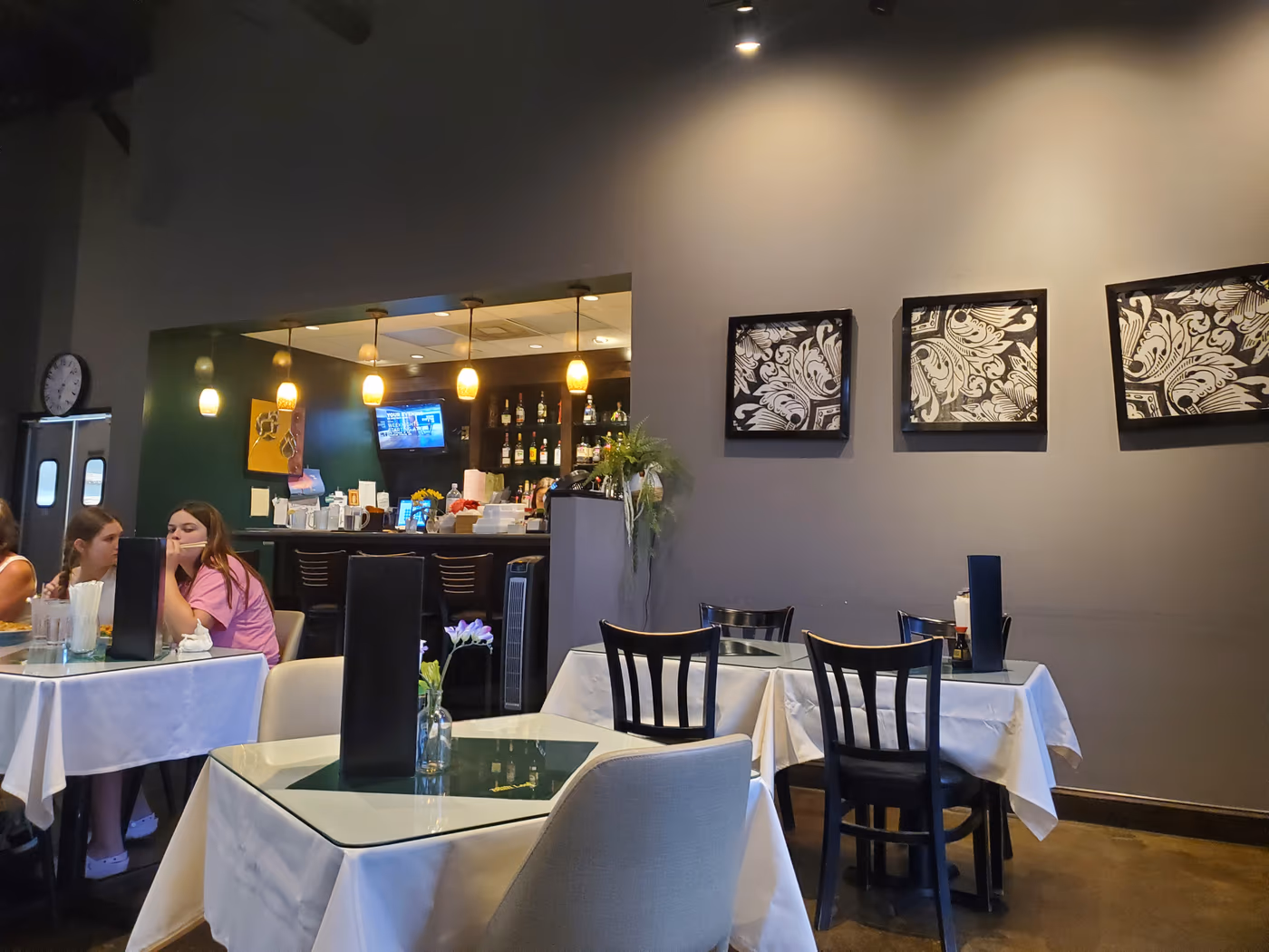 The Basil Leaf Thai & Sushi Restaurant photo 4