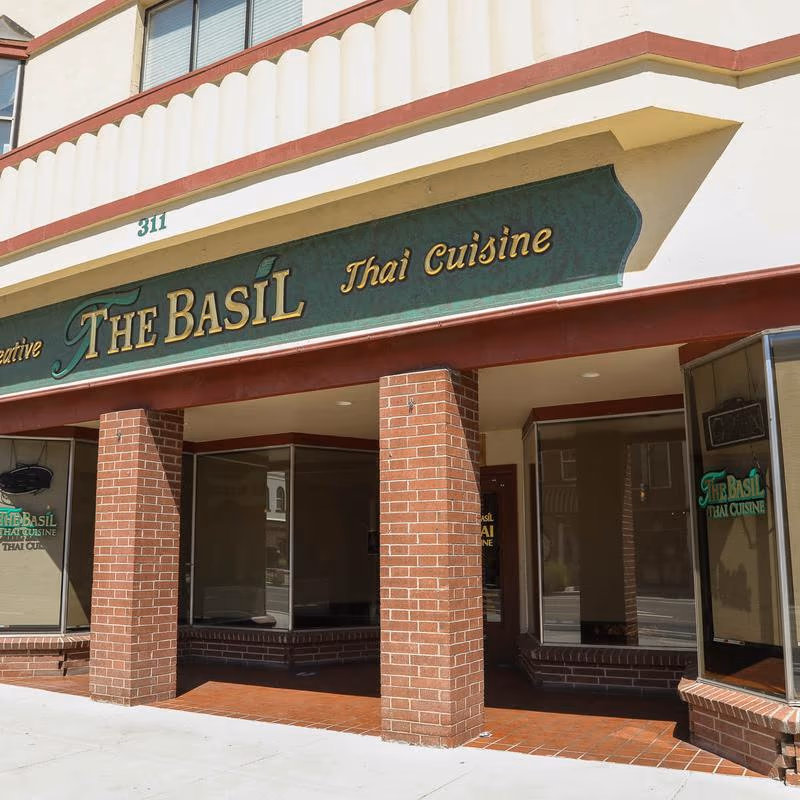 The Basil | Thai Restaurant