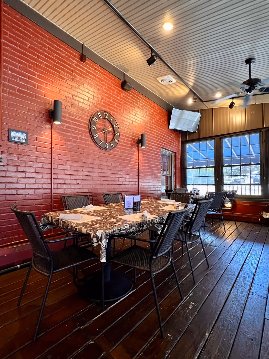 The Boulevard Grill photo 3