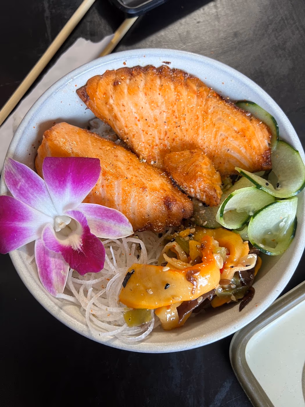 The Buzz Sushi photo 3