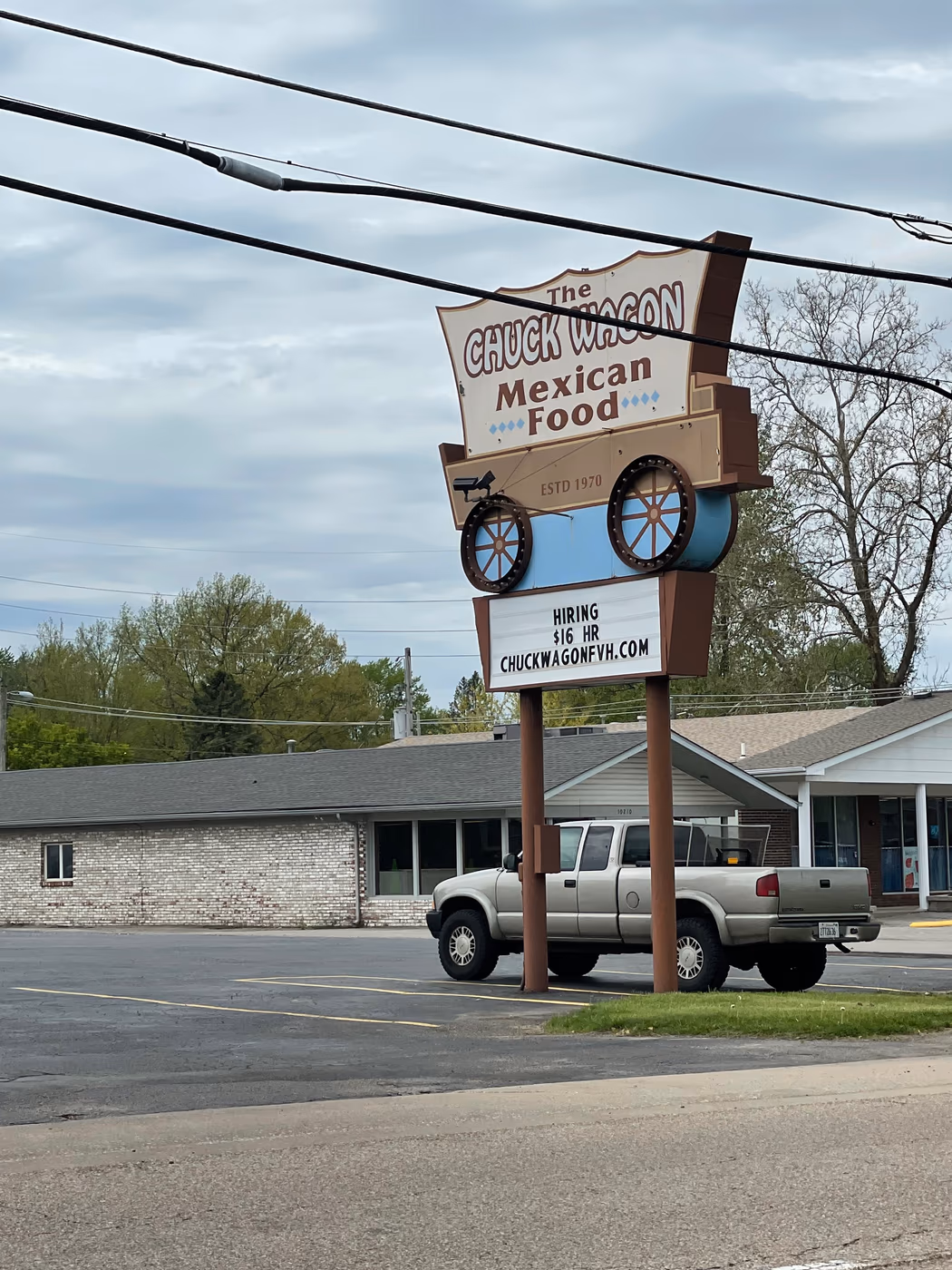 The Chuck Wagon photo 2
