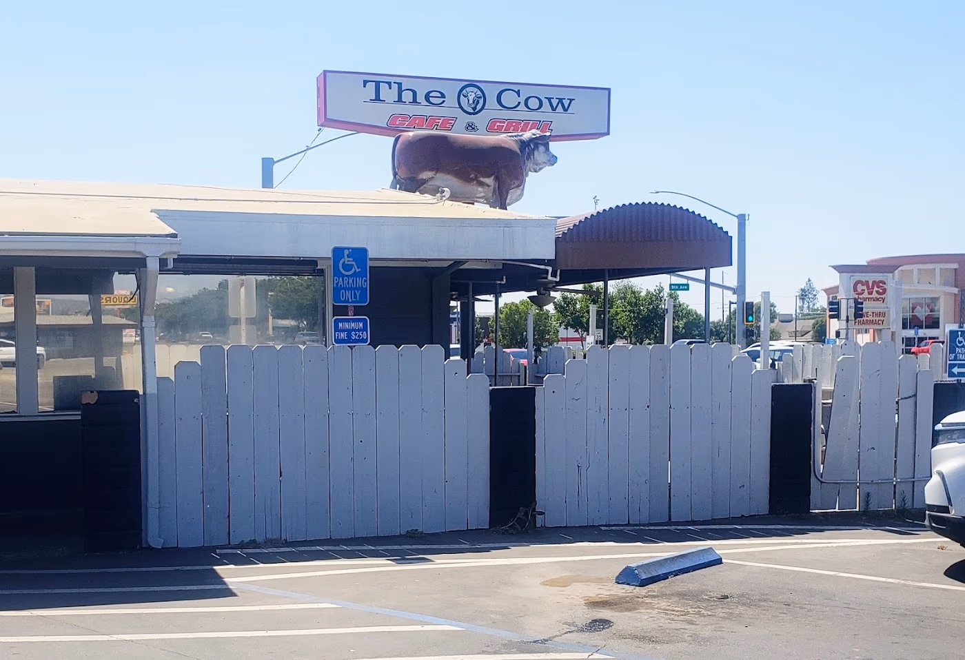 The Cow Cafe & Grill photo 4