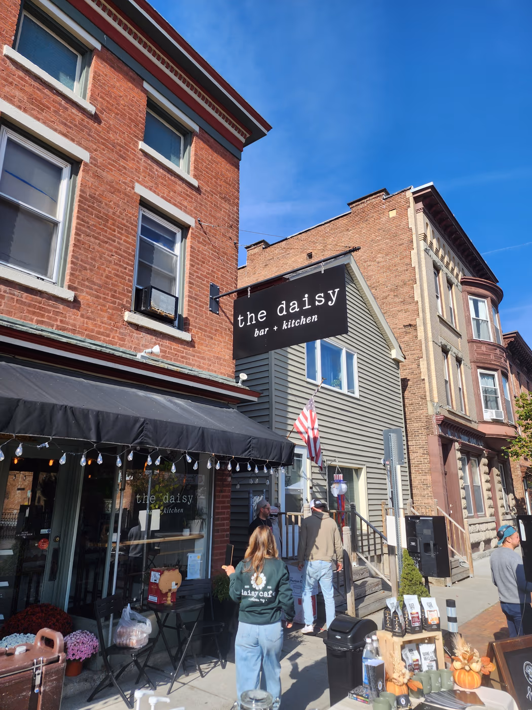 The Daisy Bar and Kitchen