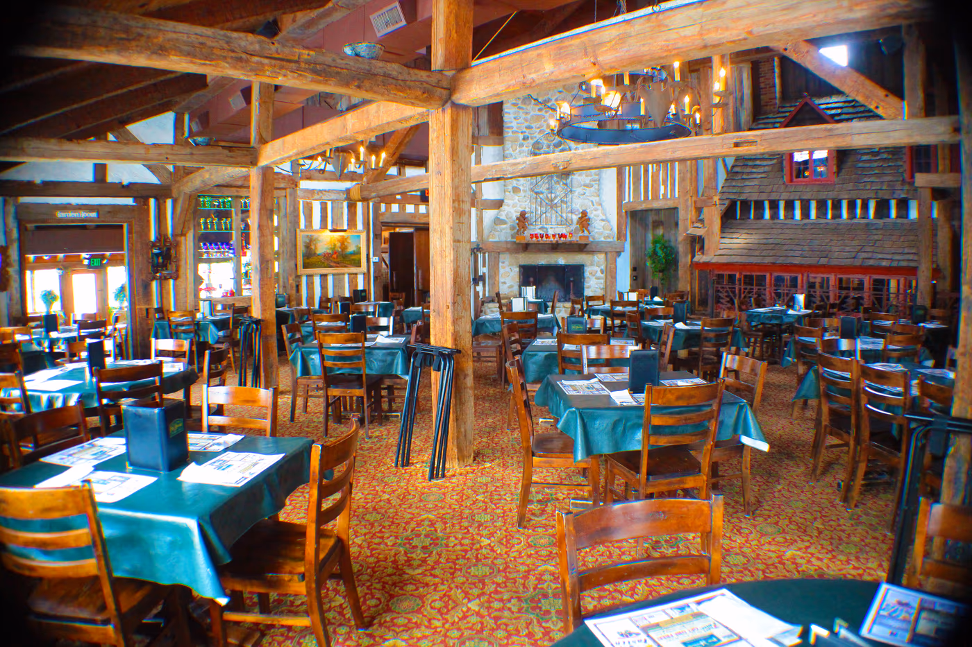 The Fox & Hounds Restaurant & Tavern