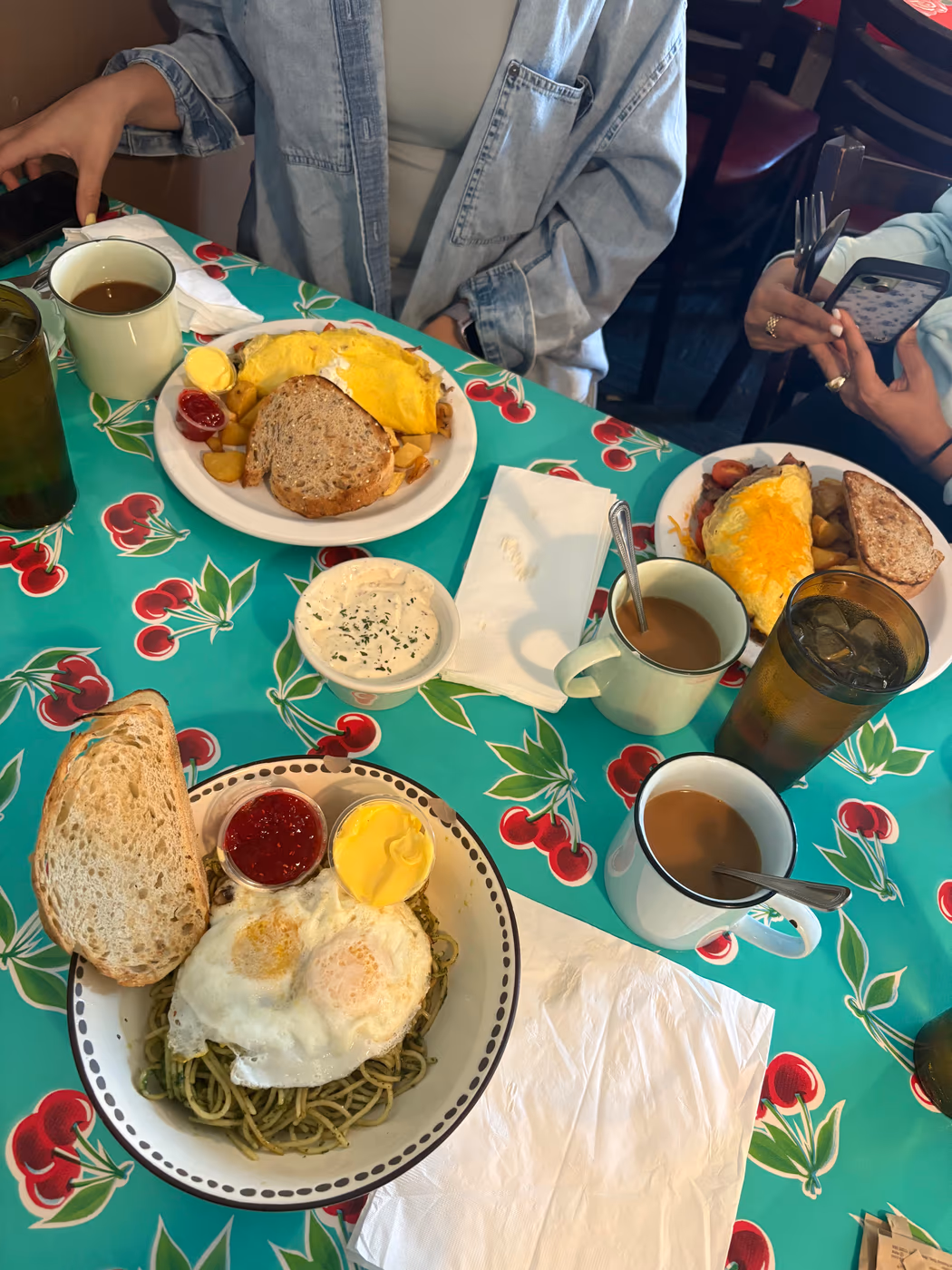 The Garnet Cafe photo 4