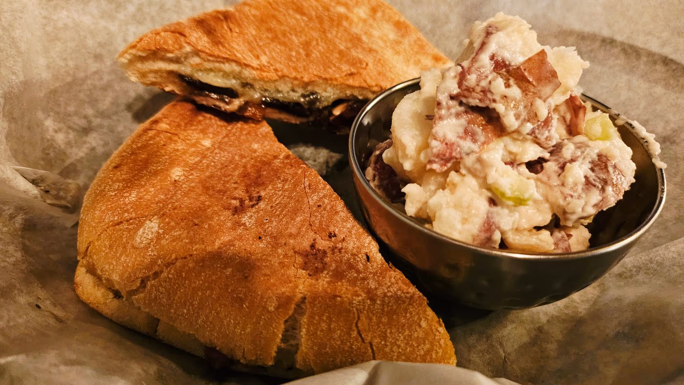 The Grapevine Cafe photo 2