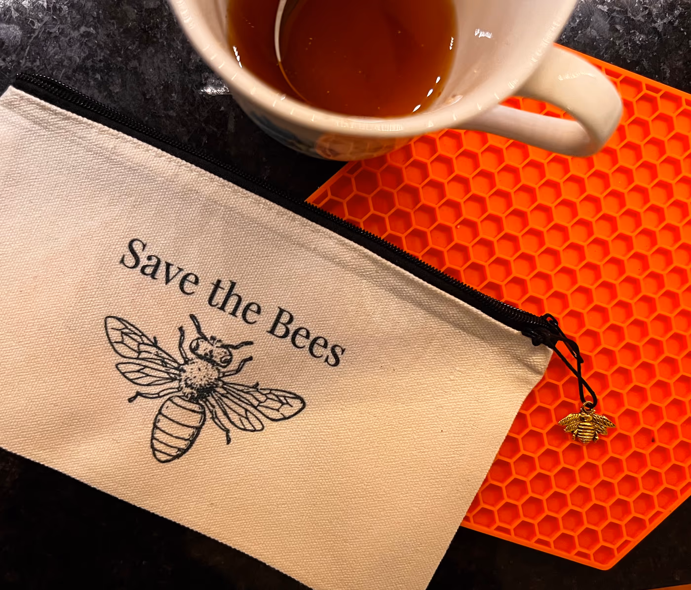 The Healthy Bee