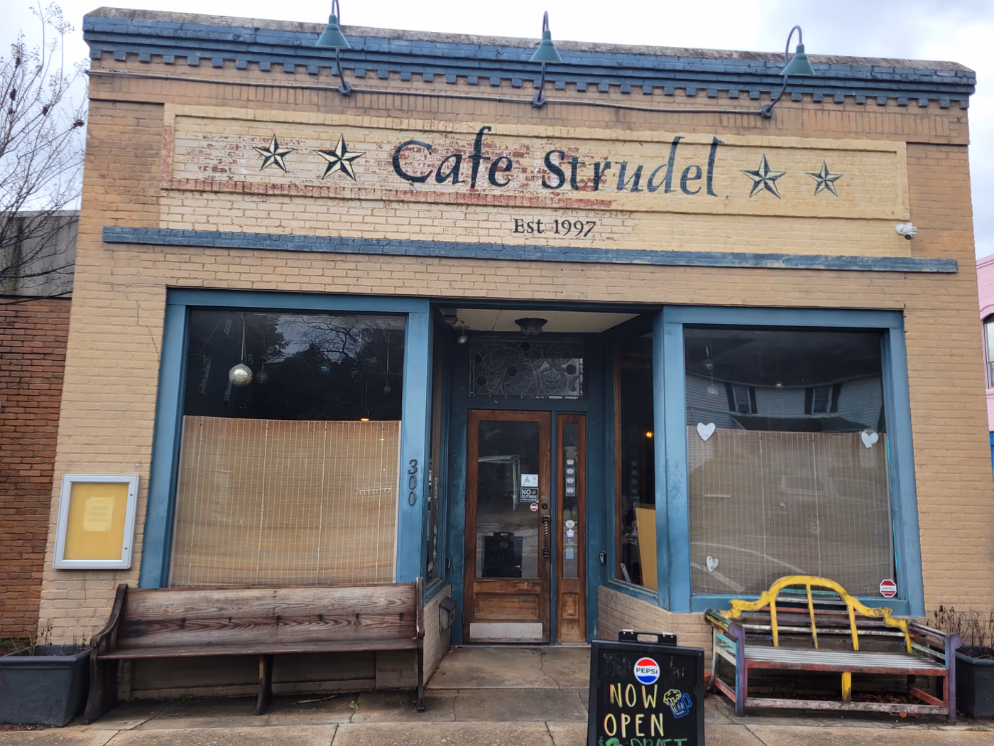 The Hideout Cafe photo 3