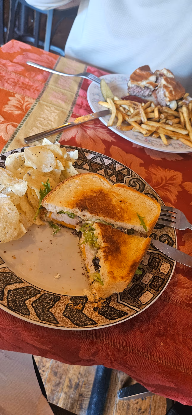 The Adams Street Cafe ( Toledo, OH ) photo 2