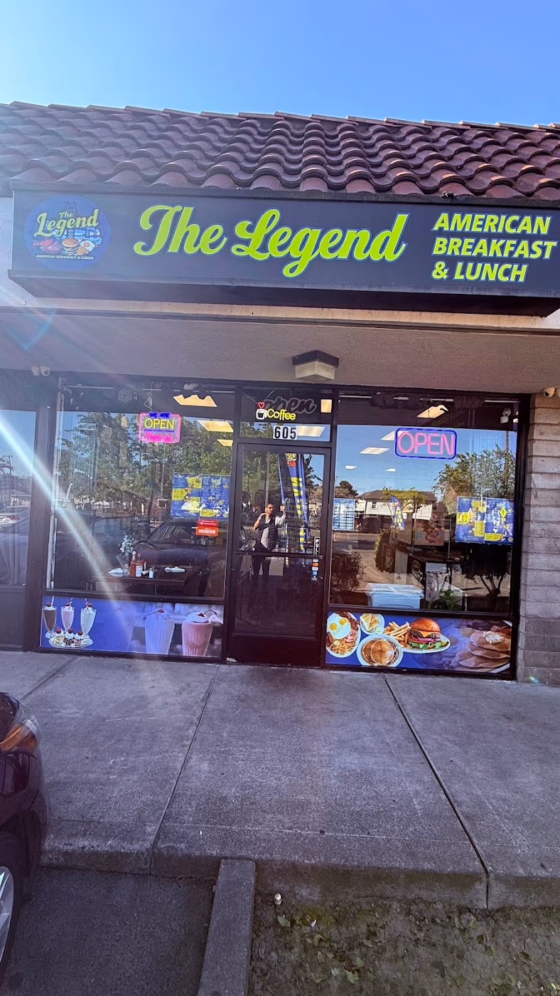 The Legend AMERICAN BREAKFAST & LUNCH photo 4