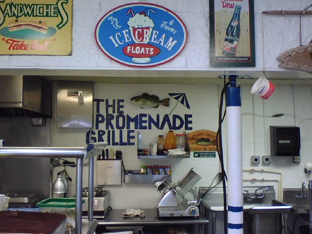 The Promenade Grille photo 4