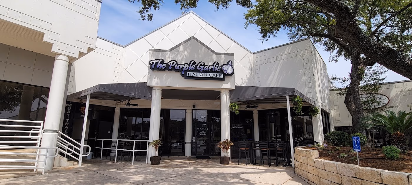 The Purple Garlic Italian Cafe photo 2